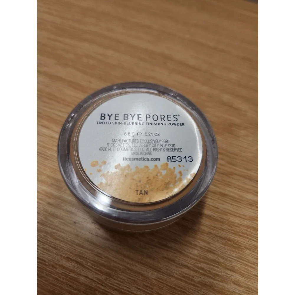 IT Cosmetics Bye Bye Pores Finishing Powder Tan Shade 0.24 oz SEALED